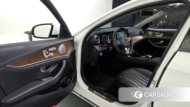 Mercedes-Benz E-Class W213 id 3474905 из Кореи 20