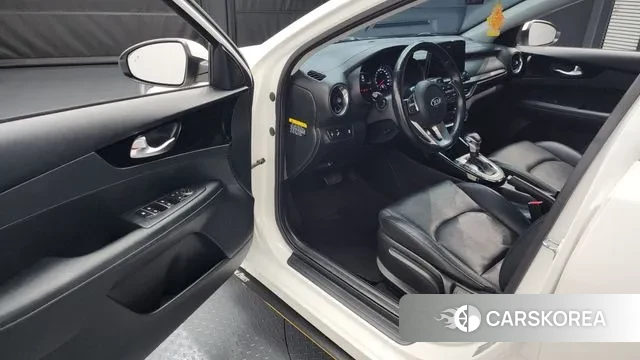 Kia Come New K3 id 3368940 из Кореи 20