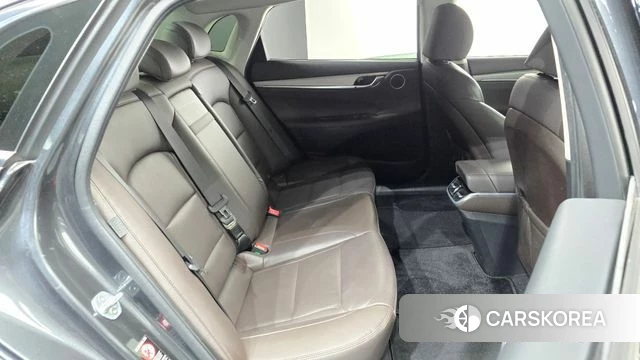 Hyundai The New Grandeur IG Hybrid id 4446850 из Кореи 34