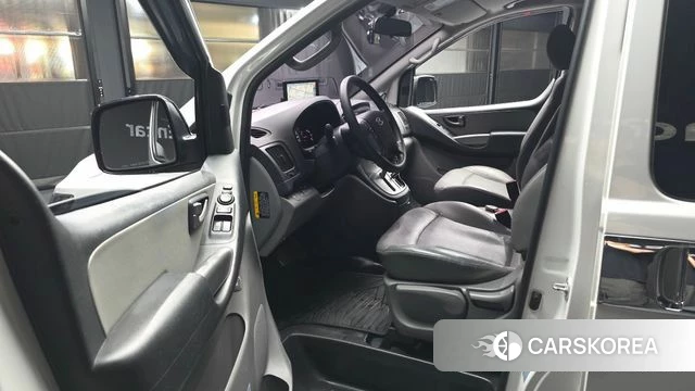 Hyundai The New Grand Starex id 4525993 из Кореи 20
