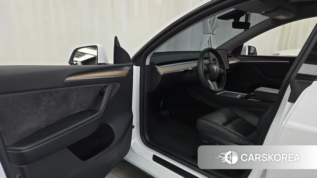 Tesla Model Y id 4735101 из Кореи 32