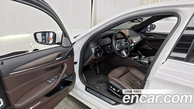 BMW 5 Series (G30) id 2706263 из Кореи 20