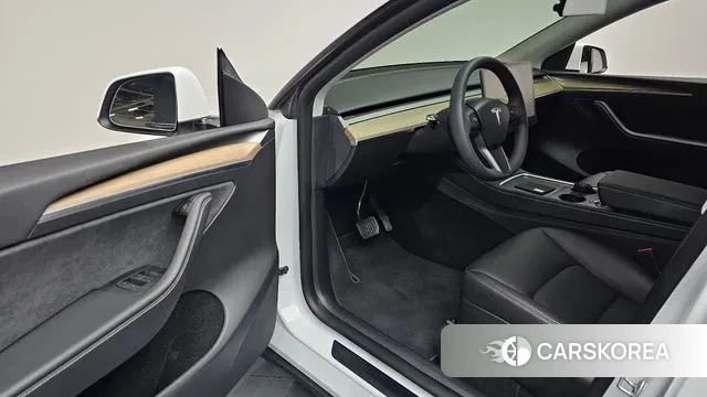 Tesla Model Y id 3207070 из Кореи 20