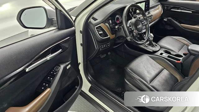 Kia Seltos id 4382617 из Кореи 31