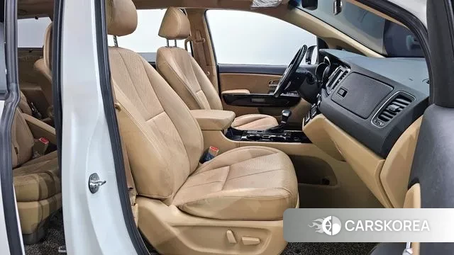 Kia The New Carnival id 3677106 из Кореи 20