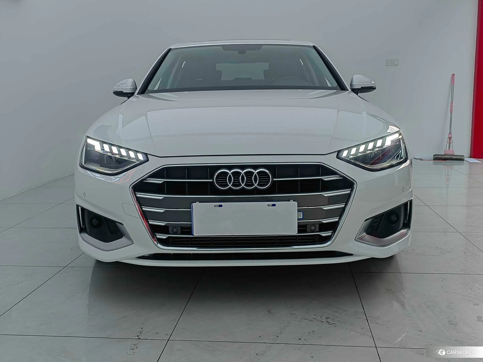 Audi A4L id 4454049 из Китая 14