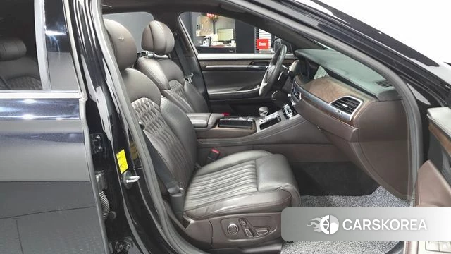 Genesis G90 id 4780016 из Кореи 35
