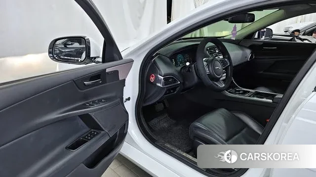 Jaguar XE id 3090803 из Кореи 20