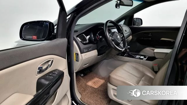 Kia All New Carnival id 4286381 из Кореи 20