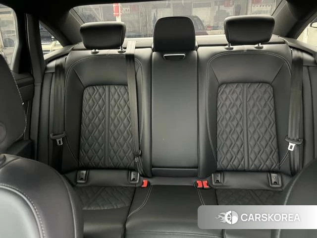Audi A6L id 4278535 из Китая 11