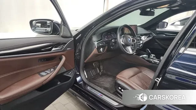 BMW 5 Series (G30) id 3458386 из Кореи 20