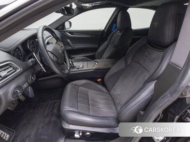 Maserati Ghibli id 2989233 из Кореи 20