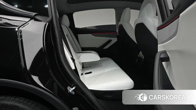 Tesla Model Y id 4719680 из Кореи 34
