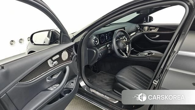 Mercedes-Benz E-Class W213 id 4631870 из Кореи 36