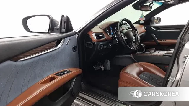 Maserati Ghibli id 3004763 из Кореи 20