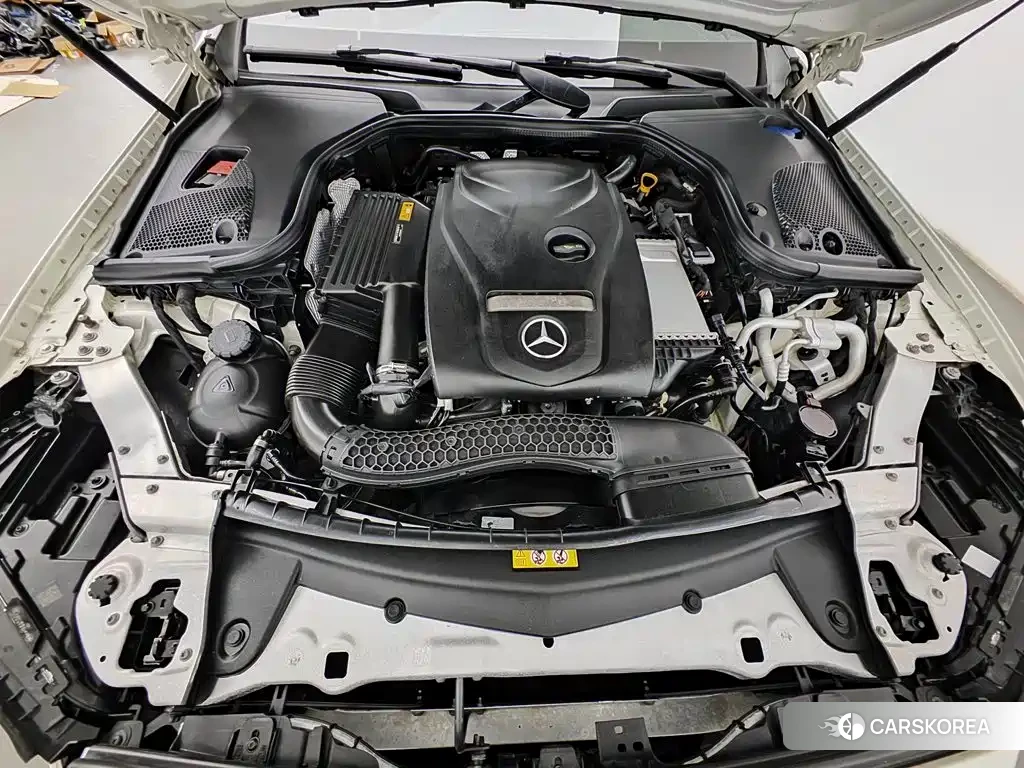 Mercedes-Benz E-Class id 4628321 из Китая 24