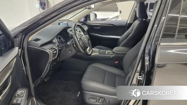 Lexus NX300h id 4338469 из Кореи 20