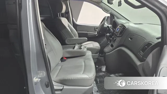 Hyundai The New Grand Starex id 3499648 из Кореи 20