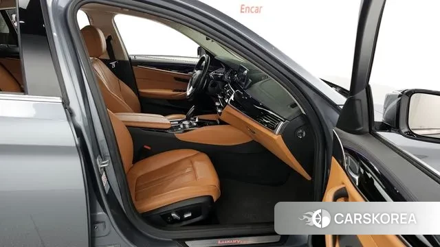 BMW 5 Series (G30) id 2981971 из Кореи 20