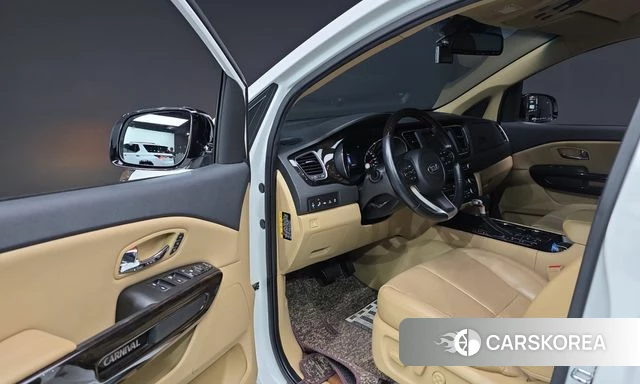 Kia The New Carnival id 4937427 из Кореи 32