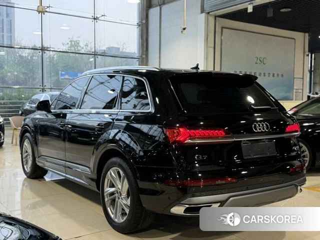 Audi Q7 id 4259326 из Китая 28