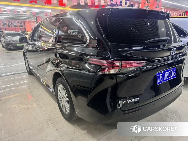 Toyota Saina id 4257481 из Китая 11