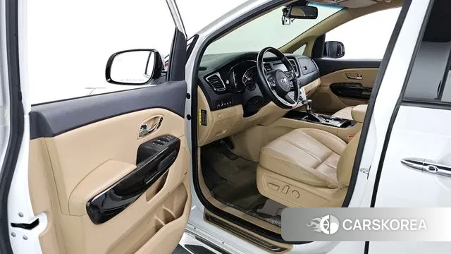 Kia The New Carnival id 3060918 из Кореи 20