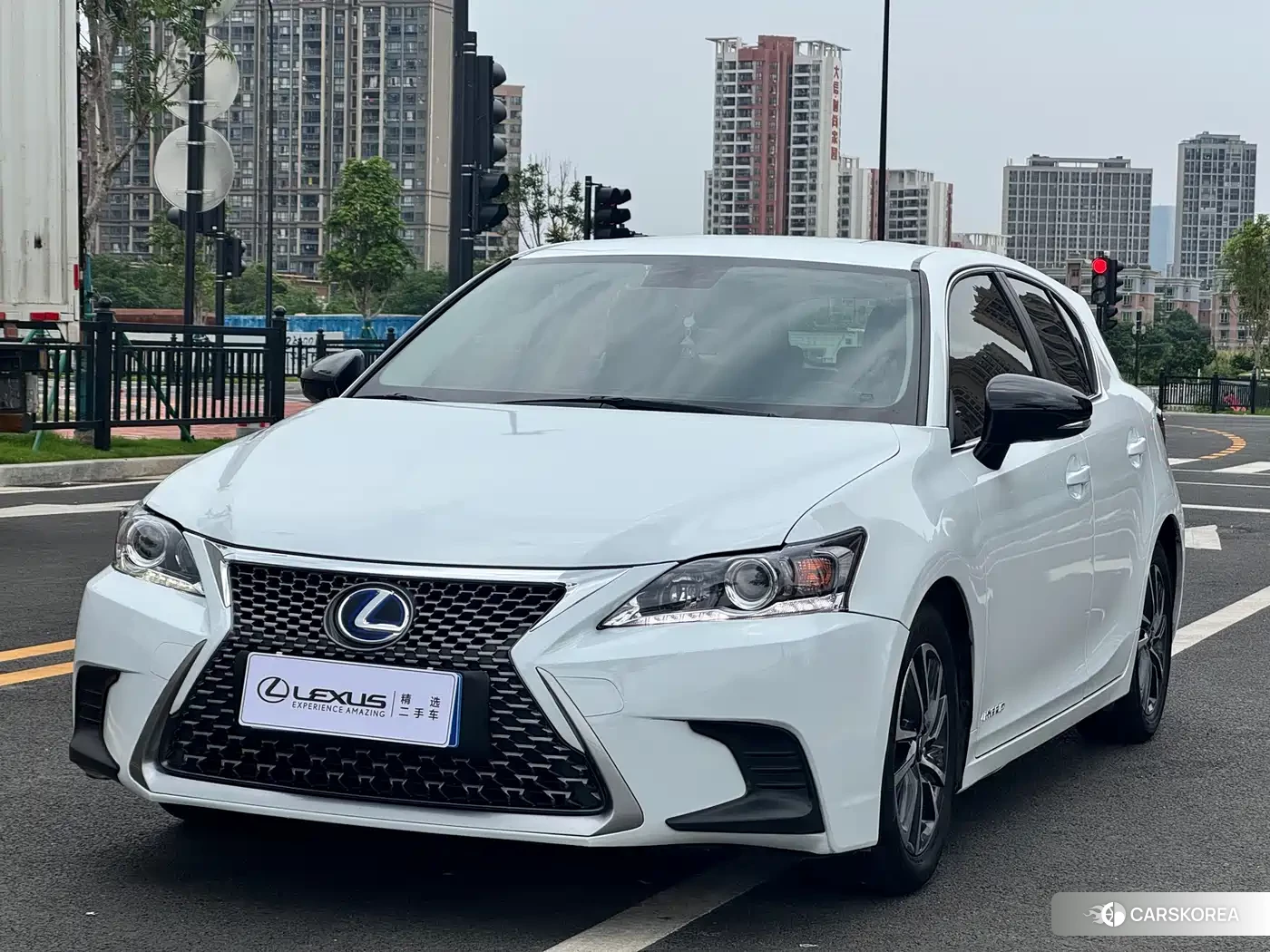 Lexus CT id 4514445 из Китая 13