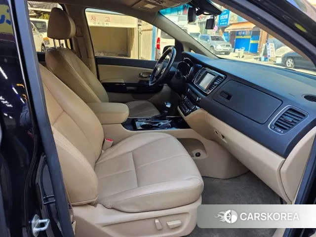 Kia The New Carnival id 3464959 из Кореи 20