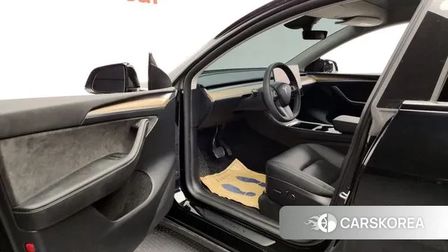 Tesla Model Y id 3120094 из Кореи 20