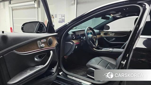 Mercedes-Benz E-Class W213 id 4383584 из Кореи 35