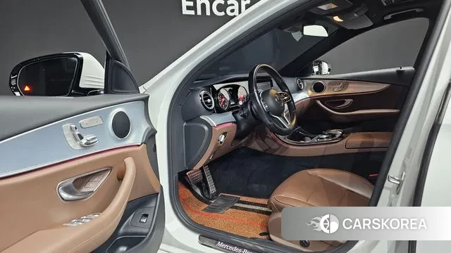 Mercedes-Benz E-Class W213 id 3741978 из Кореи 20