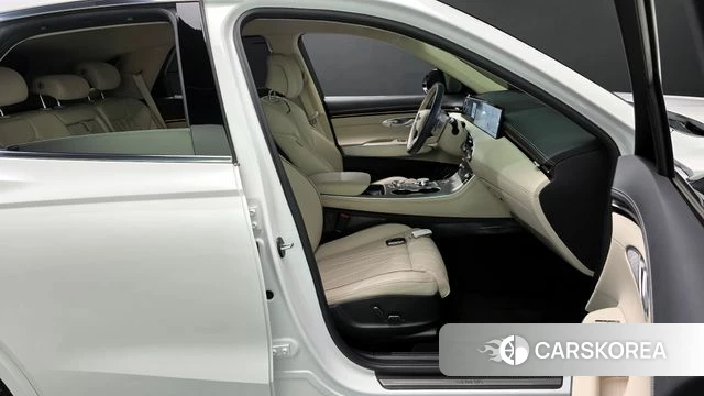 Genesis GV70 id 3841365 из Кореи 20