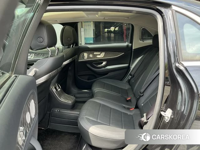 Mercedes-Benz E-class id 4263294 из Китая 17