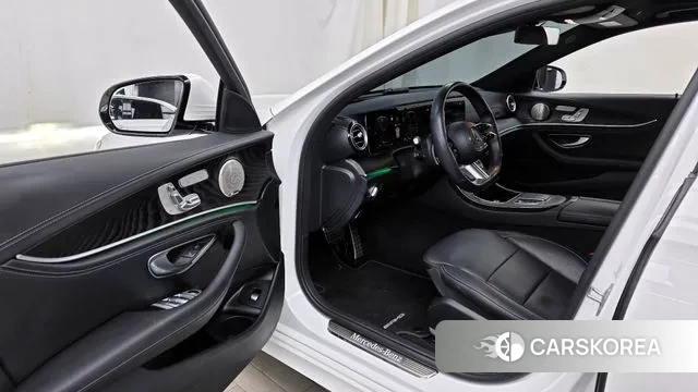 Mercedes-Benz E-Class W213 id 3468299 из Кореи 20
