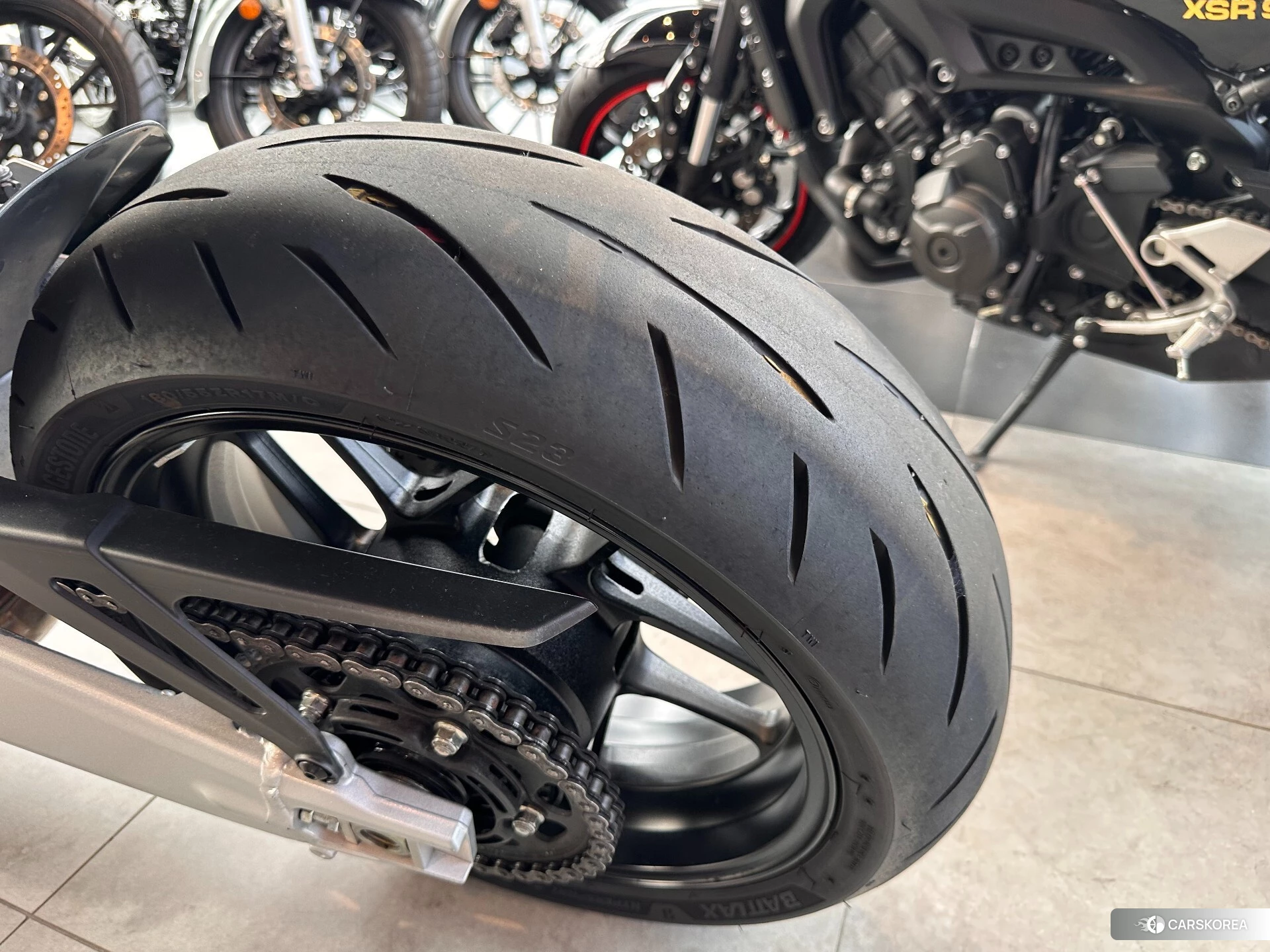OTHER XSR900 GP id 4352724 из Японии 10