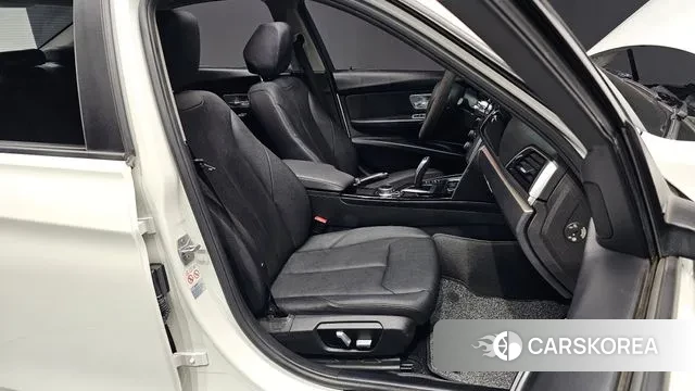 BMW 3 Series (F30) id 2981987 из Кореи 20