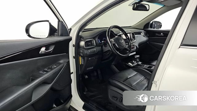 Kia The New Sorento id 4397779 из Кореи 33