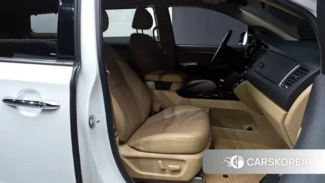 Kia The New Carnival id 3698501 из Кореи 20