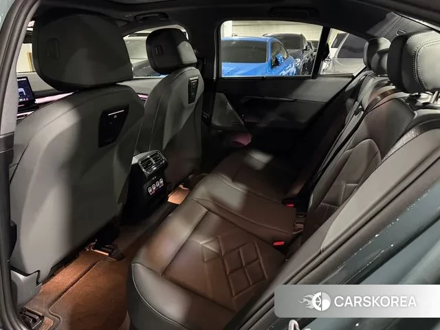 BMW 5 Series (G60) id 3739183 из Кореи 20