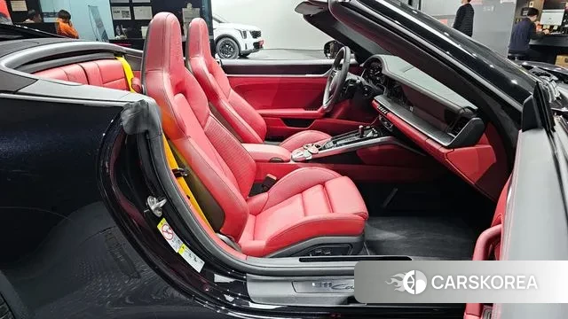 Porsche 911(992) id 3289568 из Кореи 20