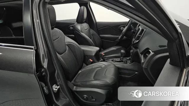 Jeep Cherokee (KL) id 3188070 из Кореи 20