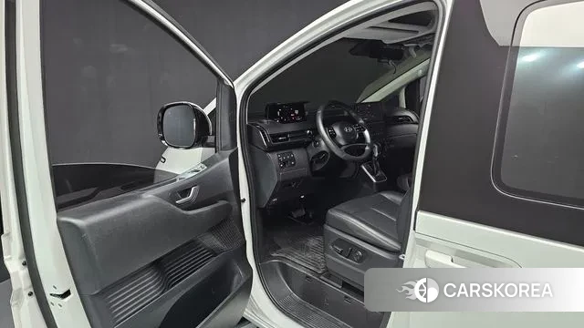 Hyundai Staria id 3256482 из Кореи 20