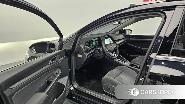 Volkswagen Golf 8th Generation id 4195447 из Кореи 32