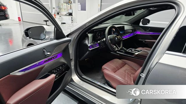 BMW 7 Series (G70) id 4194099 из Кореи 20