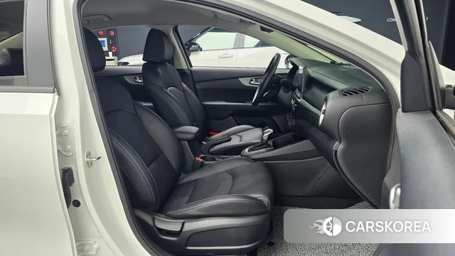 Kia Come New K3 id 3866647 из Кореи 20