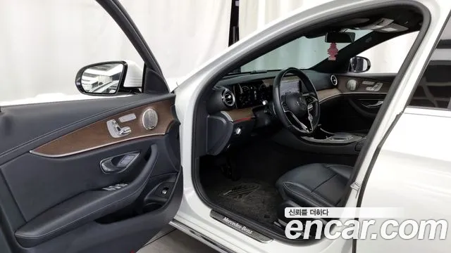 Mercedes-Benz E-Class W213 id 2508718 из Кореи 20