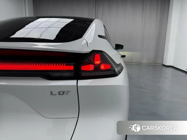 Dark blue car Dark blue L07 id 4215213 из Китая 28