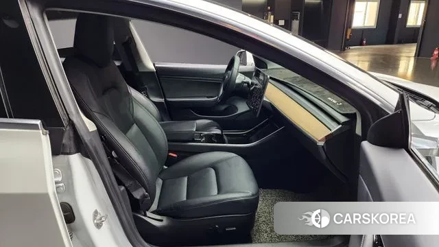 Tesla Model 3 id 3122591 из Кореи 20