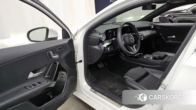 Mercedes-Benz A-Class W177 id 3621831 из Кореи 20